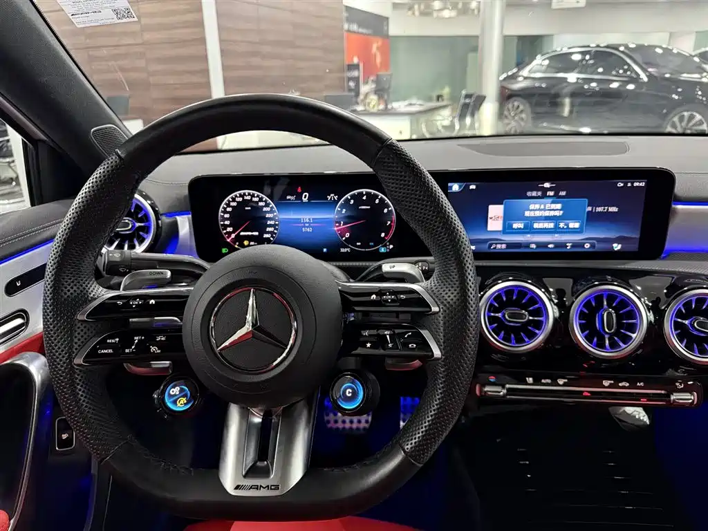 Mercedes-Benz A-Class AMG 2025 2025 AMG A 35 L 4MATIC