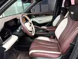 Фото 4 - Geely Monjaro