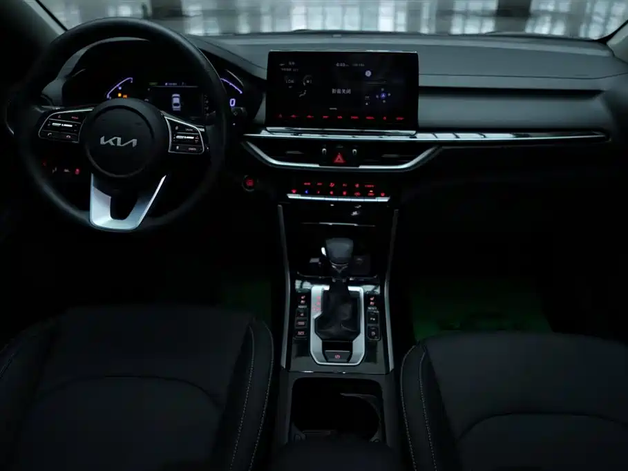 Kia K3 2021 1.5L CVT Refreshed Edition фото 11