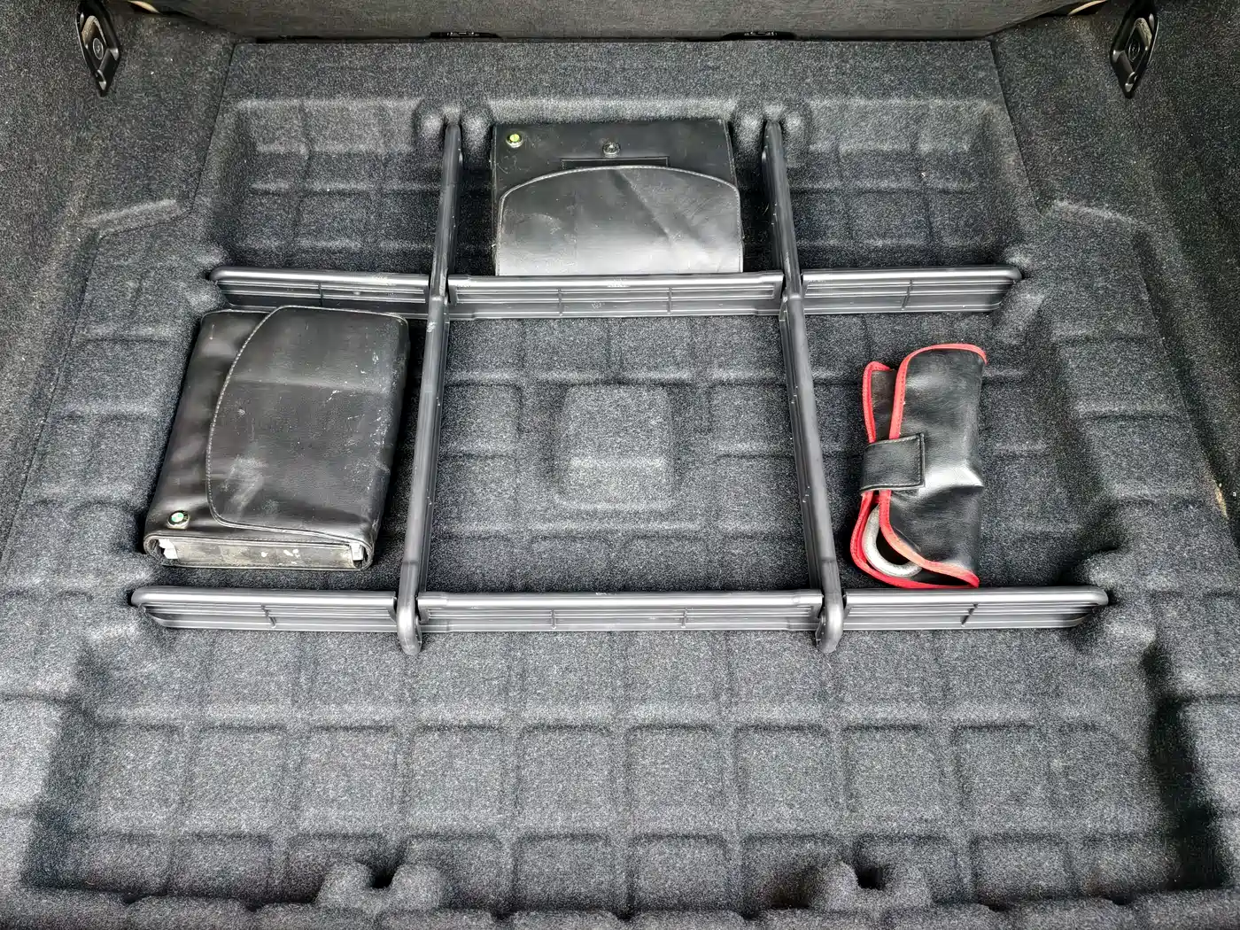 BMW X1 (Import) 2012 Model xDrive28i фото 37