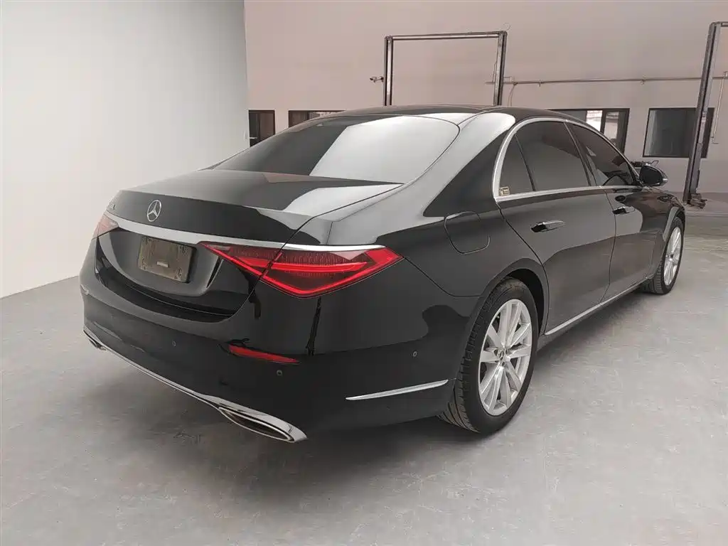 2025 Mercedes-Benz S-Class