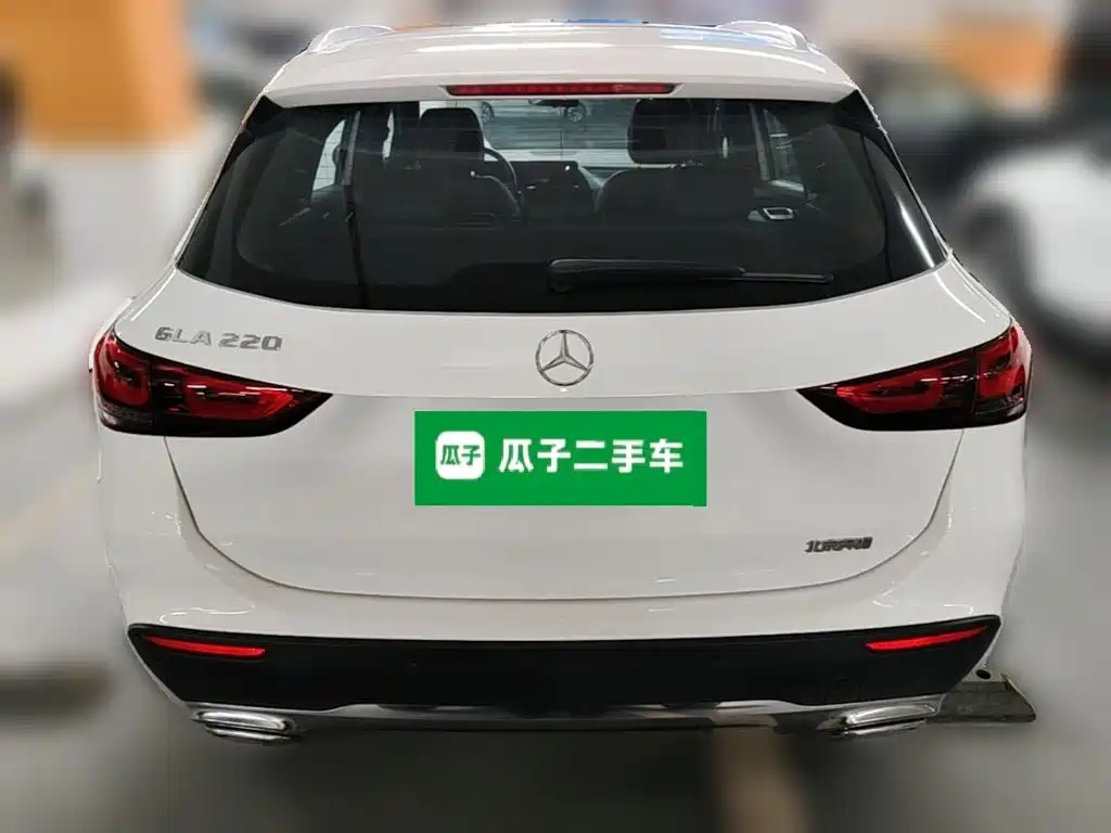 Mercedes-Benz GLA 2023 2023 GLA 220