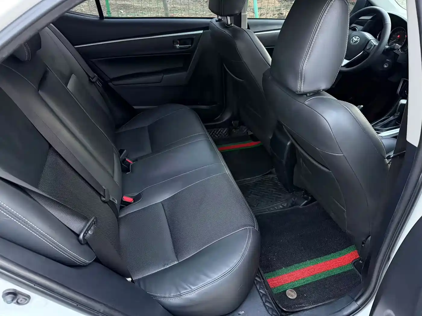 Toyota Levin 2017 Facelift 185T CVT Elite (China V) фото 10