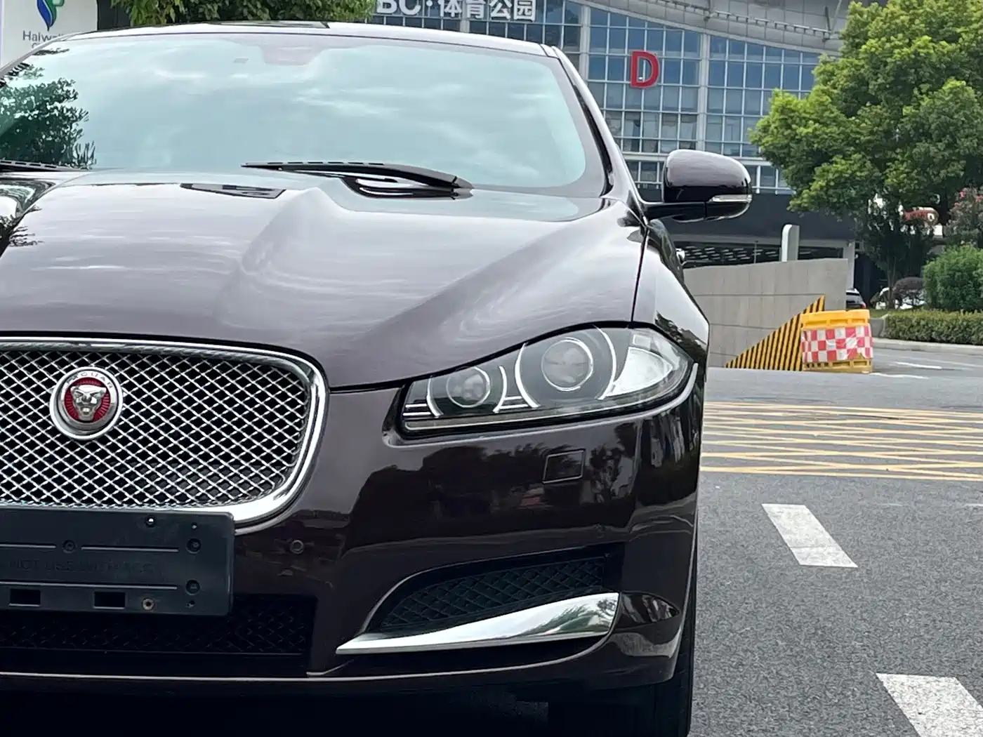 Jaguar XF 2015 2015 XF 2.0T Style Edition