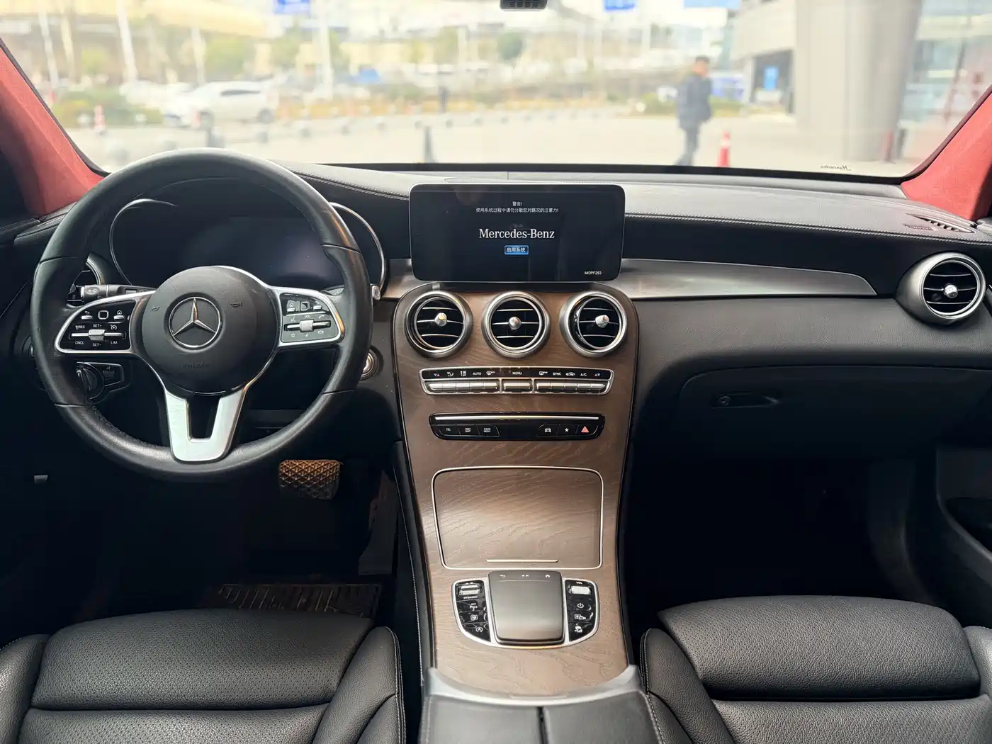 Mercedes-Benz GLC 2020 GLC 300 L 4MATIC Dynamic фото 12