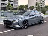 Photo 1 - Hyundai Elantra