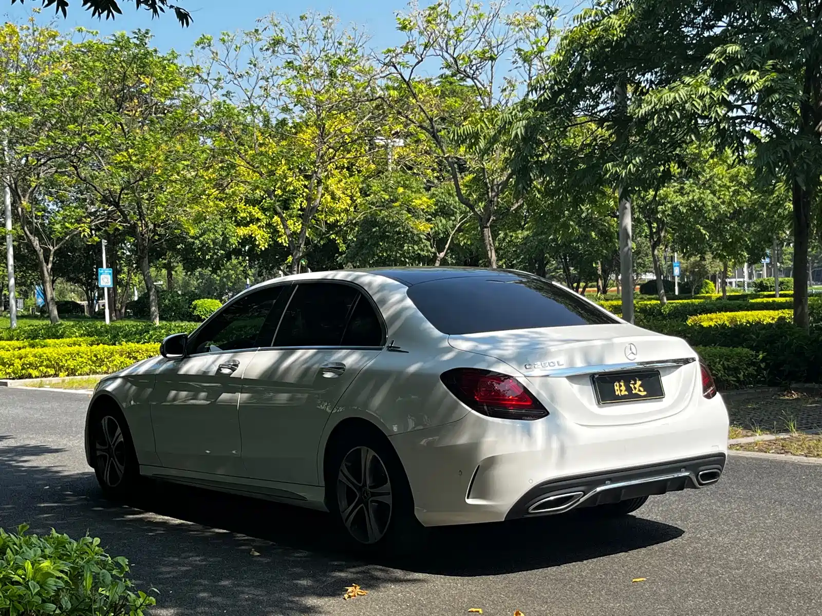 Фото 7 - Mercedes-Benz C-Class
