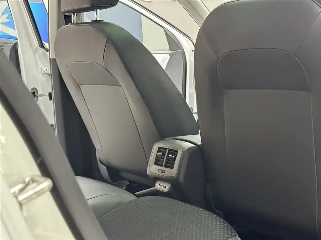 Volkswagen Tanying 2024 2023 Model 200TSI DSG Joy Smart Connect Edition