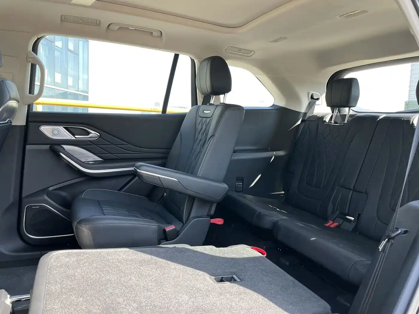 Hongqi HS7 PHEV 2024 2024 2.0T PHEV 4WD Flagship Edition 6-seater