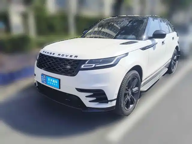 Land Rover Range Rover Velar 2023 250PS Gloss Black Collector's Edition — фото 1