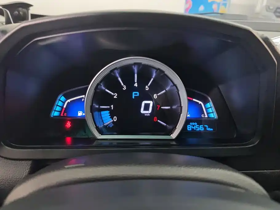 Luxgen U6 SUV 2016 2015 1.8T Innovation Upgrade