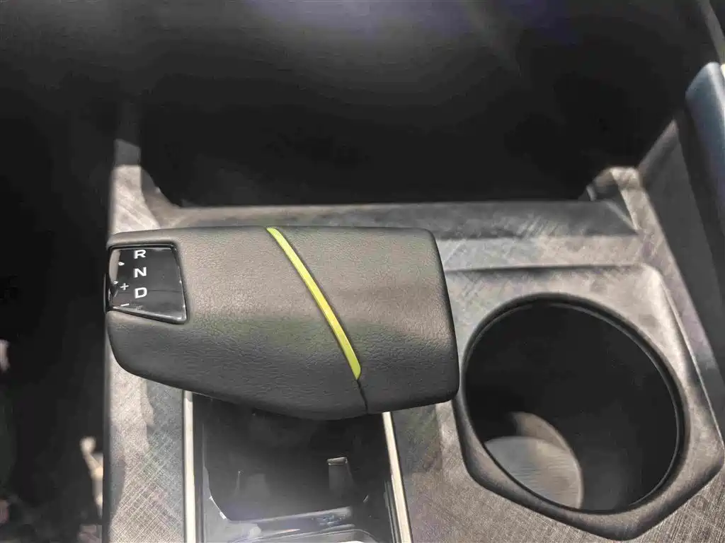 Changan UNI-V iDD 2023 2023 Smart Electric iDD 1.5T 113km Smart Fun Type (Rapid Edition)