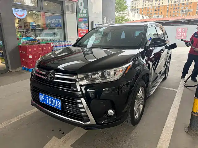 Toyota Highlander 2022