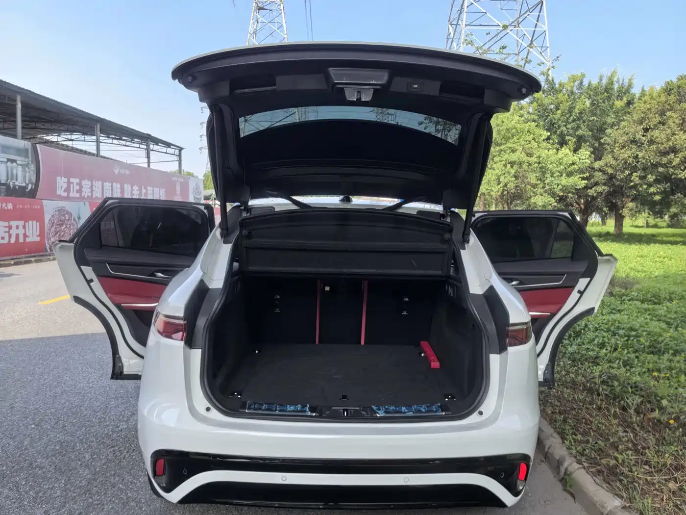Jaguar F-PACE 2023 2023 P250 R-Dynamic BLACK