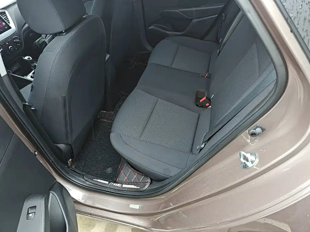Фото 17 - Hyundai Verna