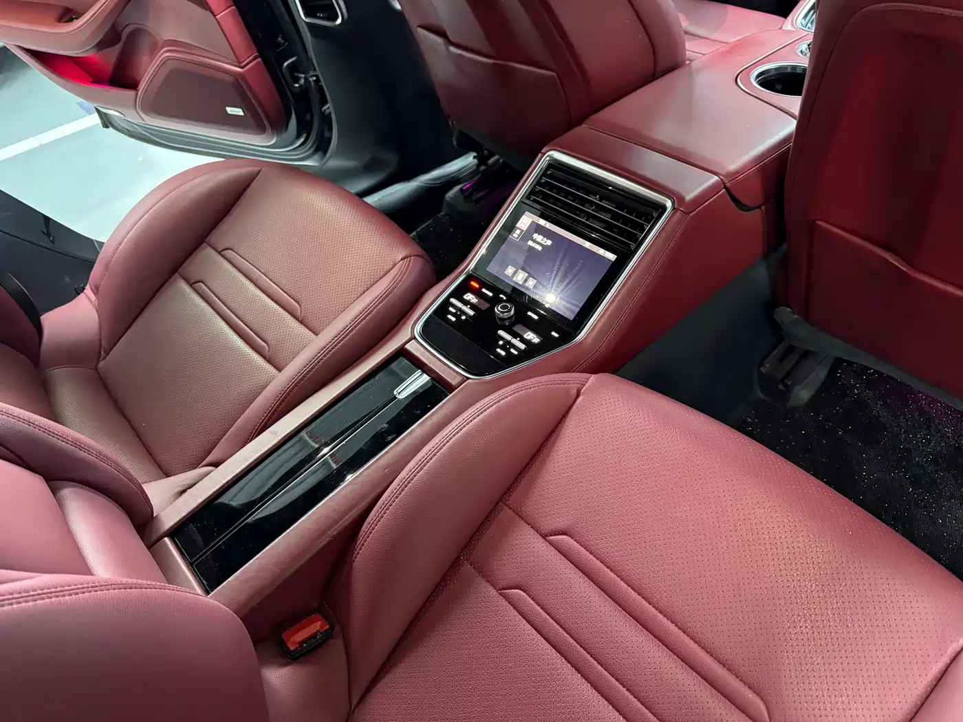 Porsche Panamera 2017 Panamera 3.0T фото 15