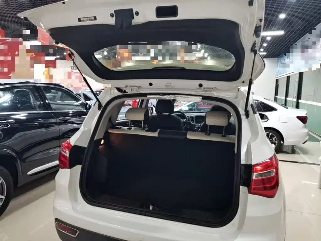 Photo 19 - Changan CS35