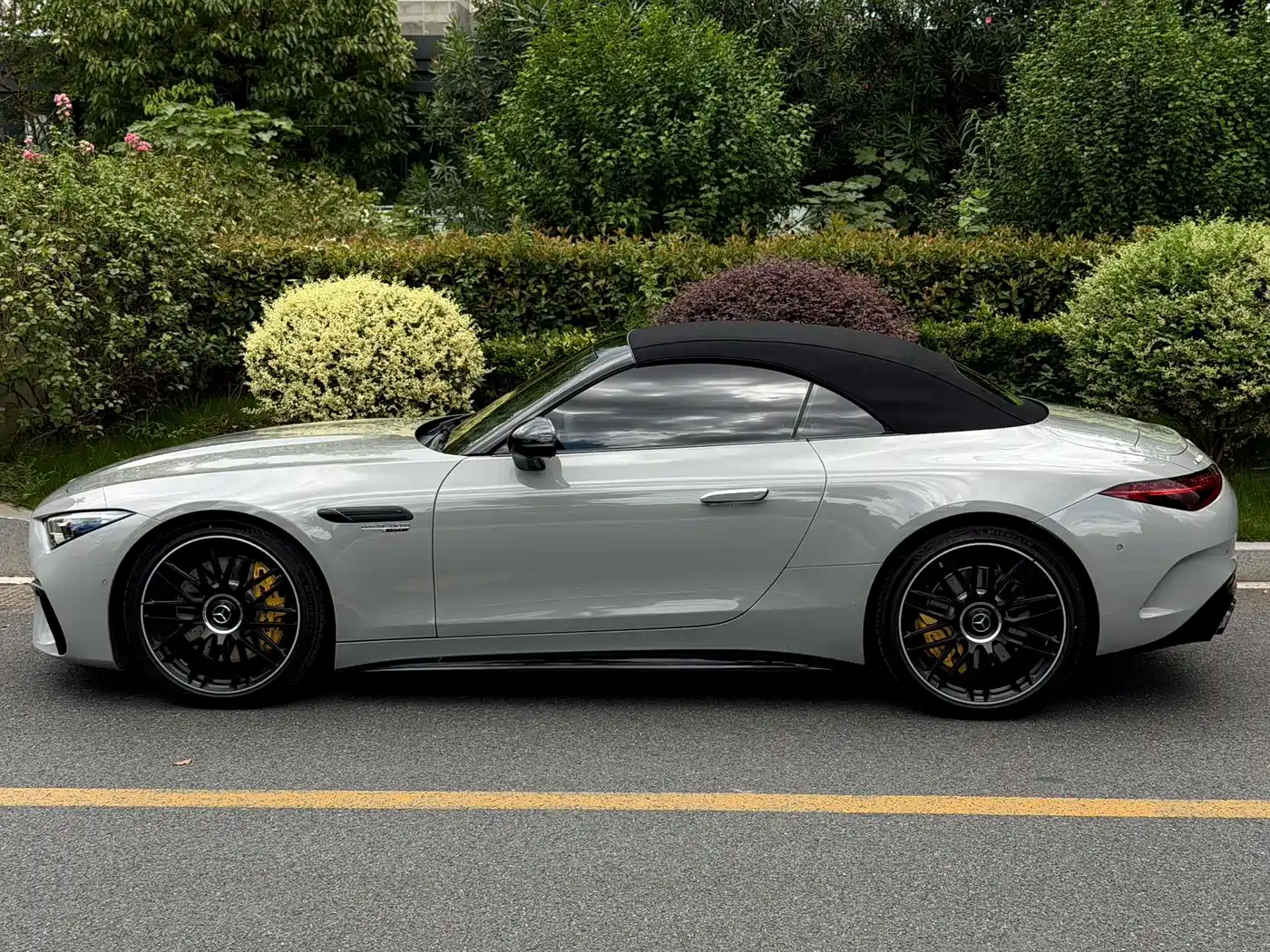 2023 Mercedes-Benz SL-Class AMG