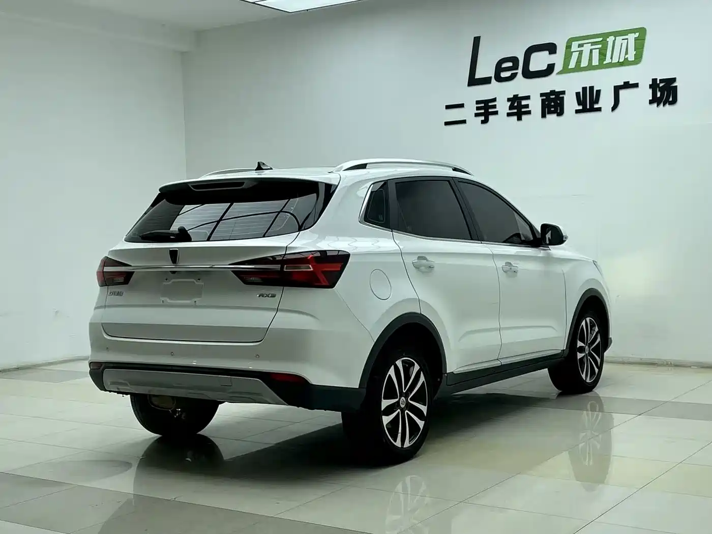 ROEWE RX3