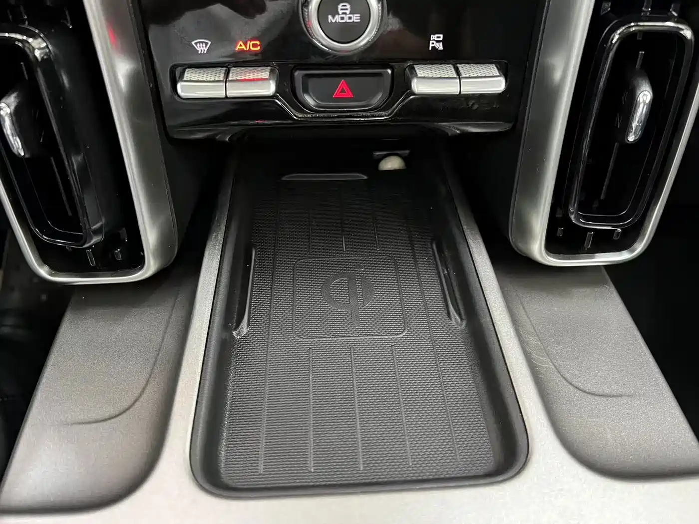 Haval Dargo 2025 2024 Model 1.5T DCT Labrador Edition