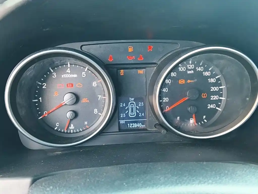 Фото 12 - Haval H6