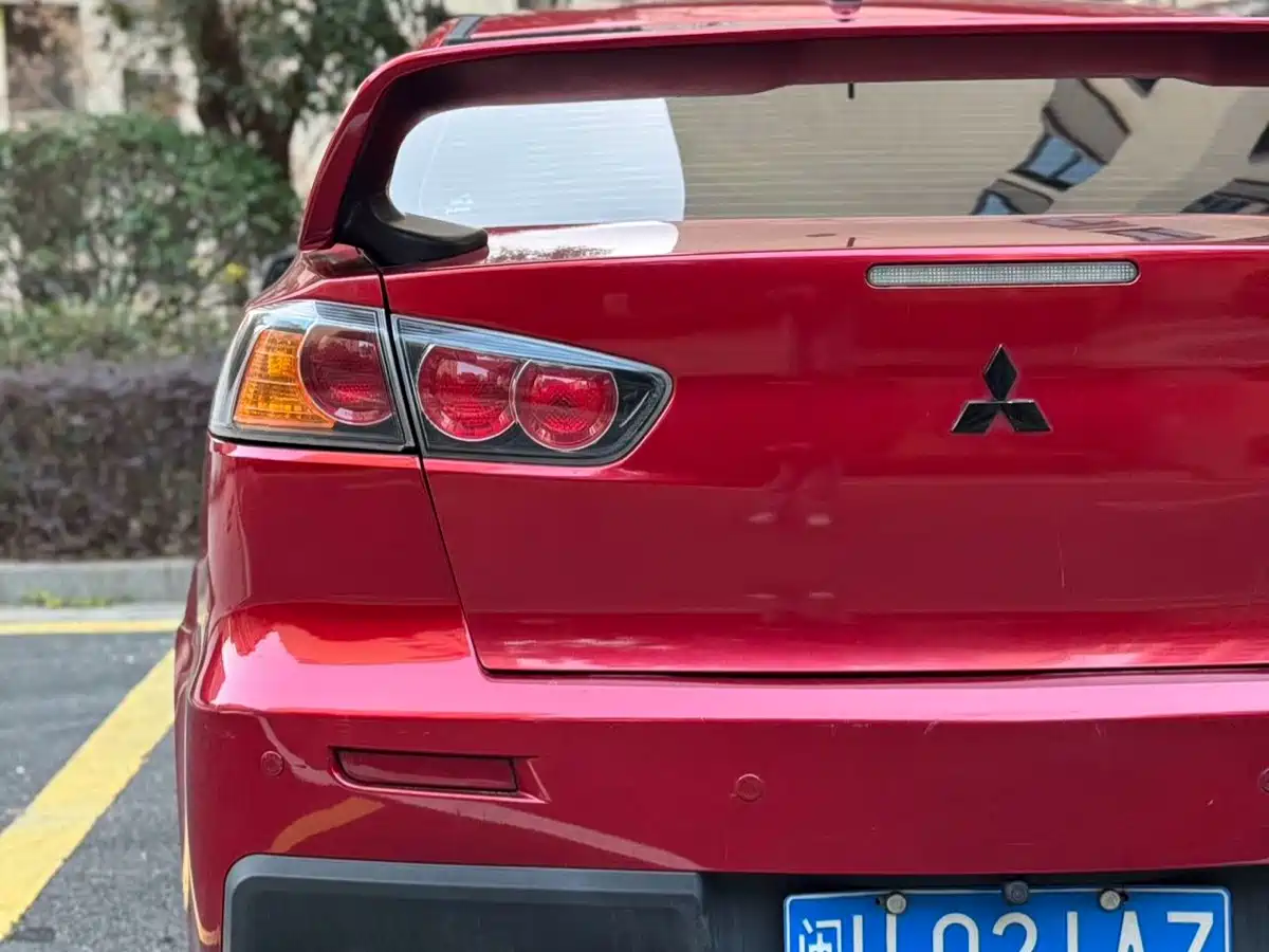 Mitsubishi Lancer EX 2014 Racing Edition 1.8L Manual Comfort фото 9