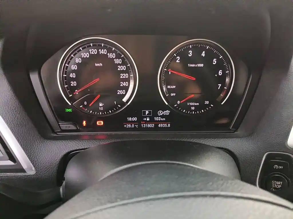 صورة 4 - BMW 1 Series (Import)