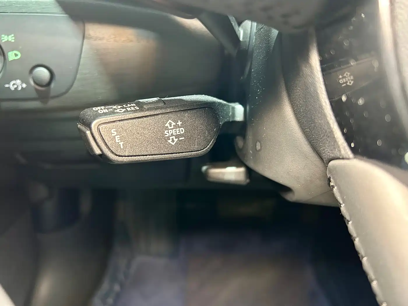 Фото 16 - Audi A4L