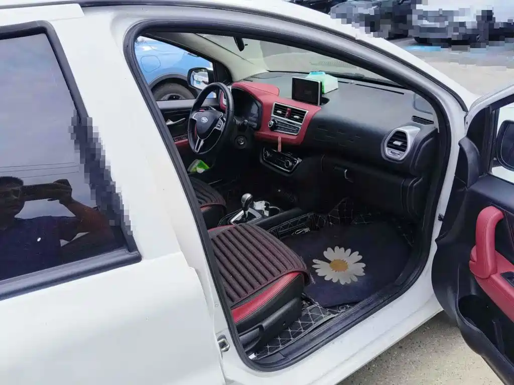 JAC Motors JAC iEV6E 2018 2018 Model Sport iEV6E Luxury Smart