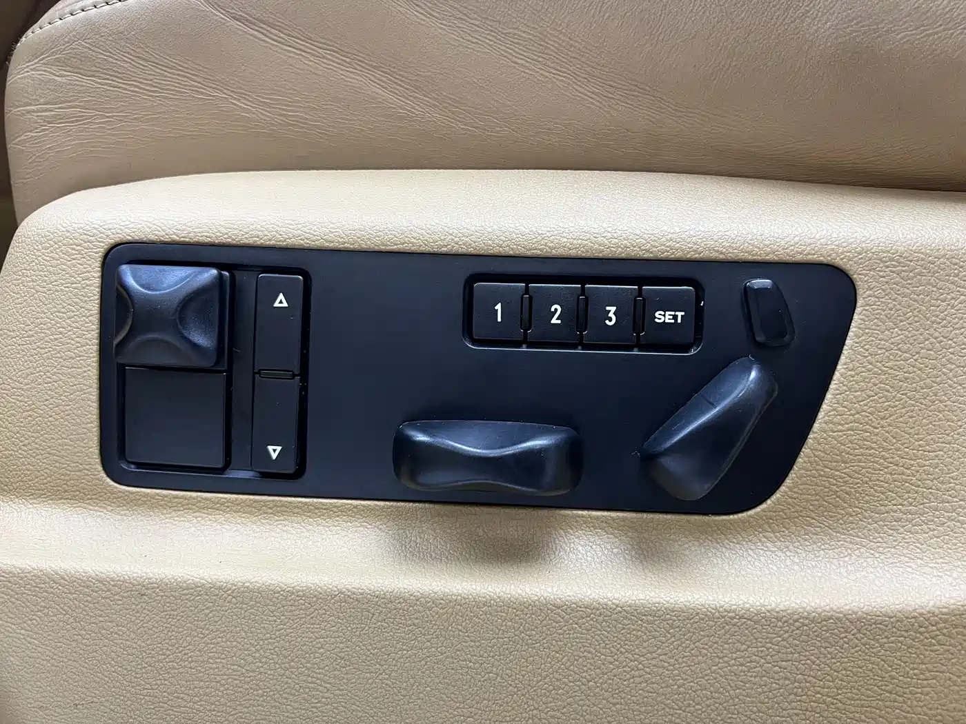 Porsche Cayenne 2008 Model Cayenne GTS 4.8L фото 26