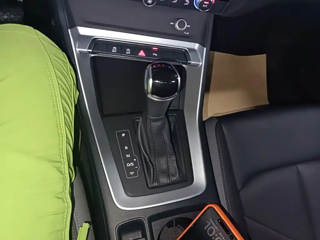Фото 14 - Audi Q3