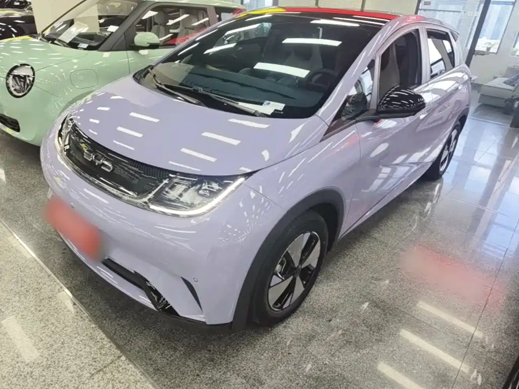 BYD Dolphin 2023