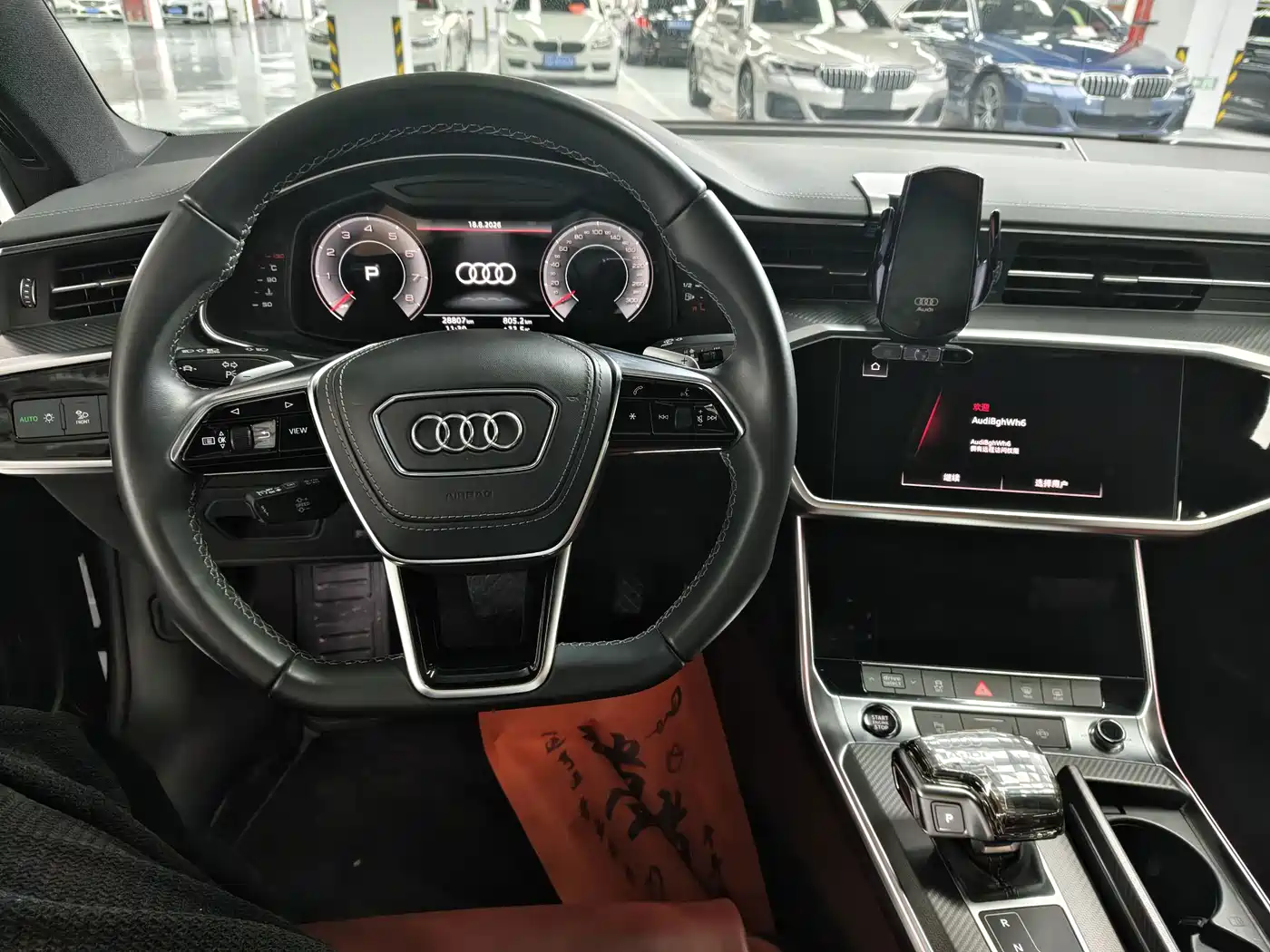Фото 11 - Audi A7L