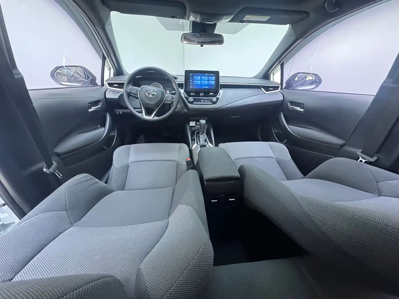 Toyota Levin 2022 185T CVT Luxury Edition фото 24