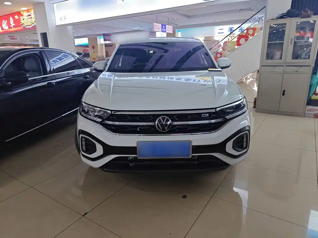 Volkswagen T-ROC 2026 2025 Second Facelift 300TSI DSG 2WD Morning Light Edition