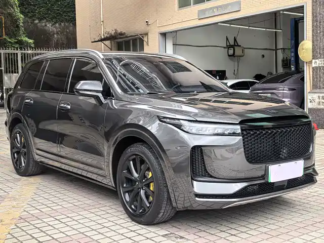 Li Auto Li ONE 2020 Extended Range 6-seater