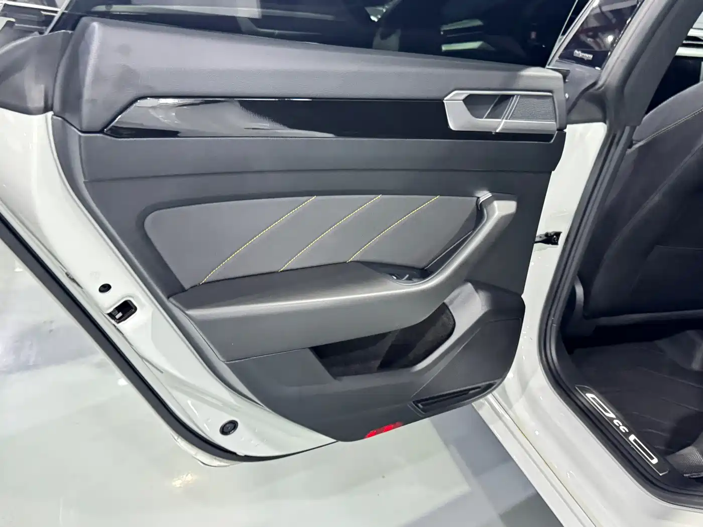 Фото 8 - Volkswagen FAW-Volkswagen CC