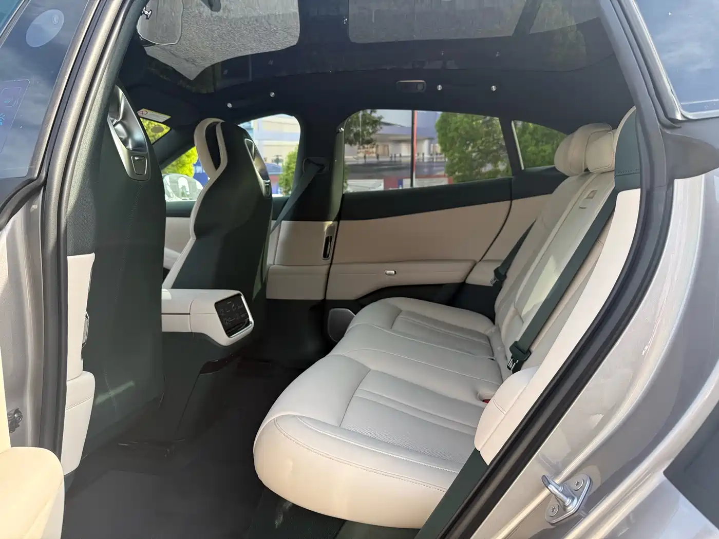 XIAOMI CAR XIAOMI YU7