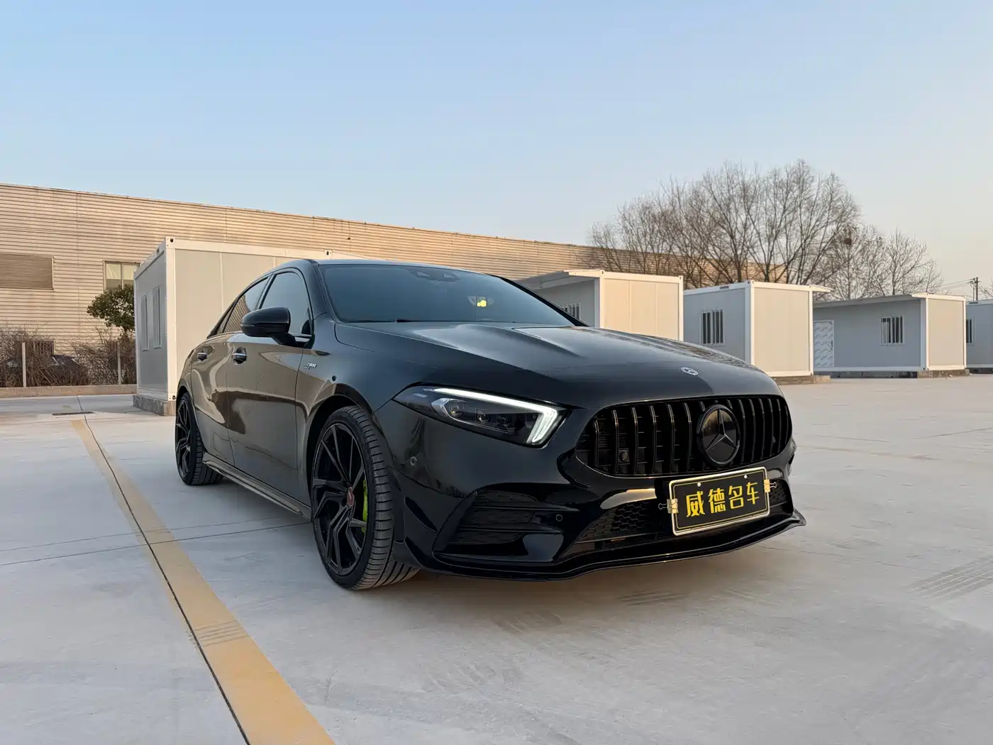 Mercedes-Benz A-Class AMG 2020 AMG A 35 L 4MATIC фото 2
