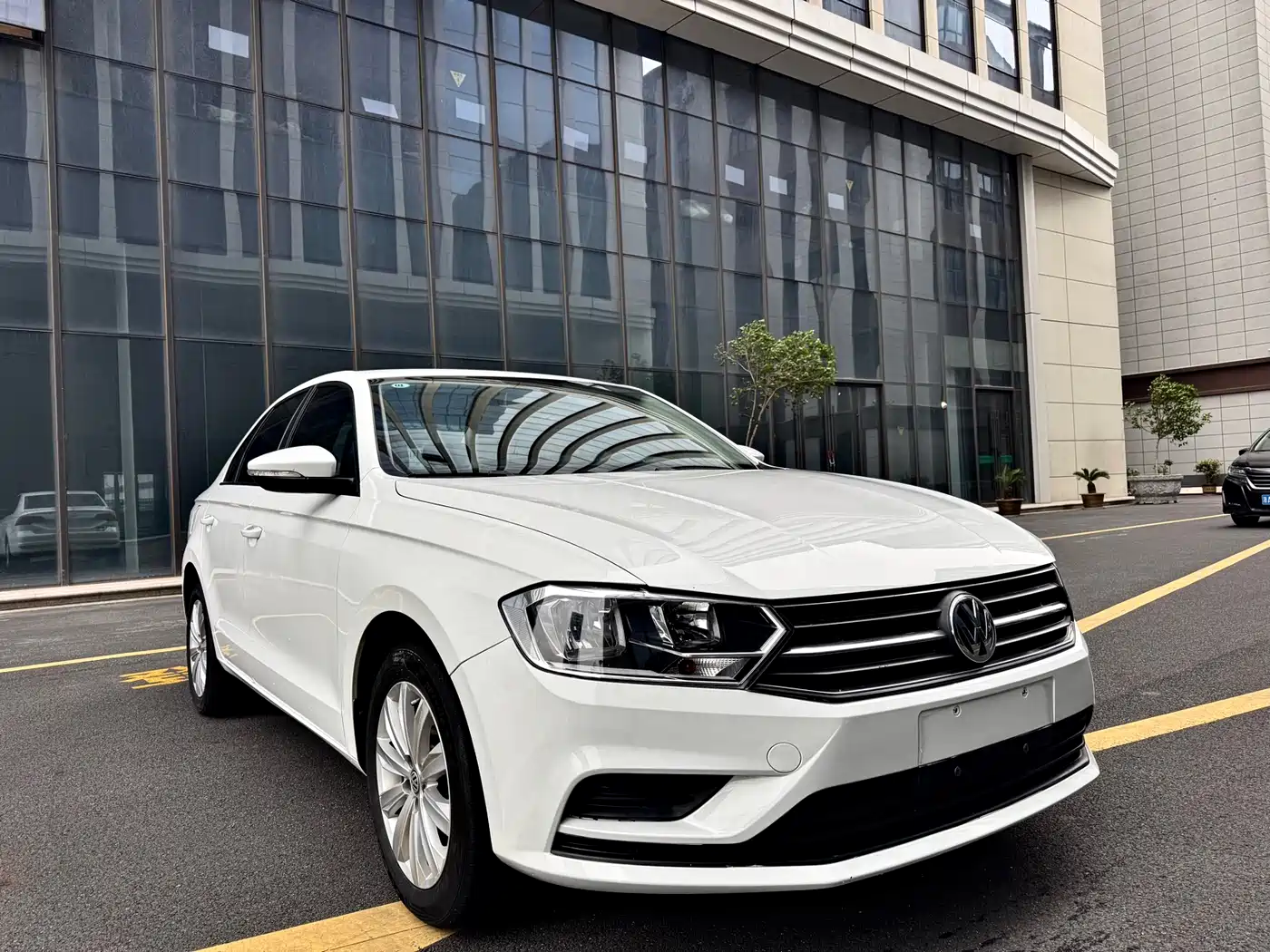 Volkswagen Bora 2019 Bora Legend 1.5L Automatic Fashion China V фото 3