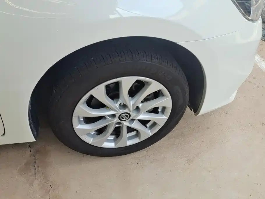 Фото 6 - Nissan Sylphy