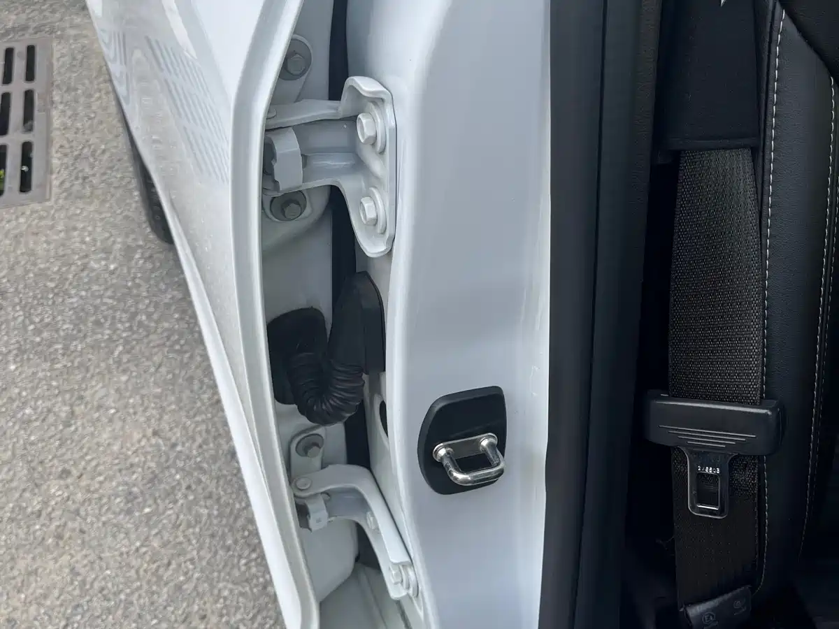 Cadillac ATS-L 2017 28T Technology фото 19