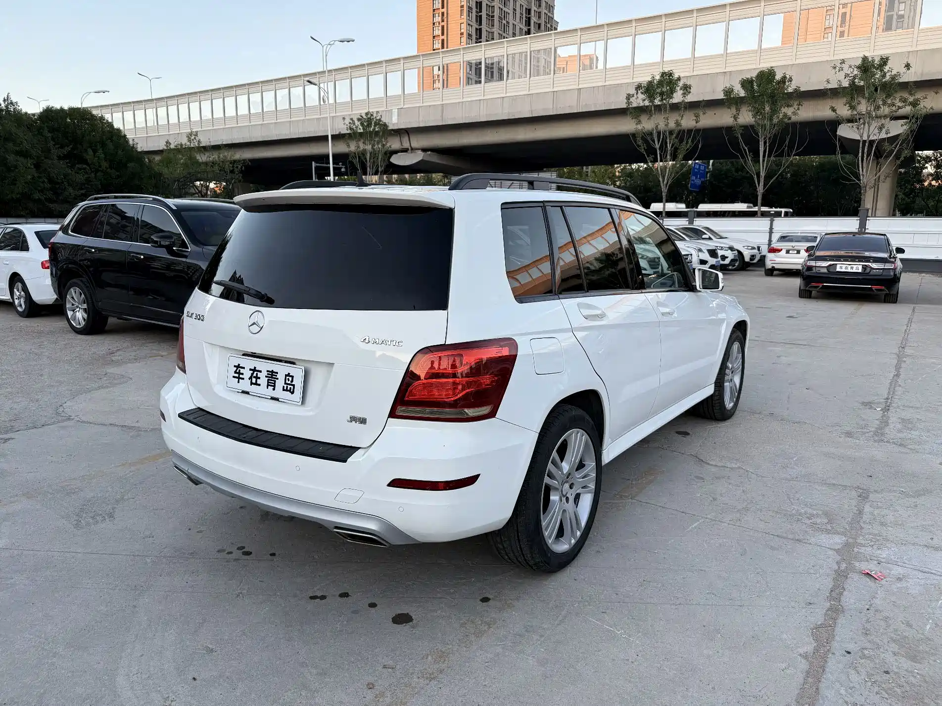 Фото 9 - Mercedes-Benz GLK-Class