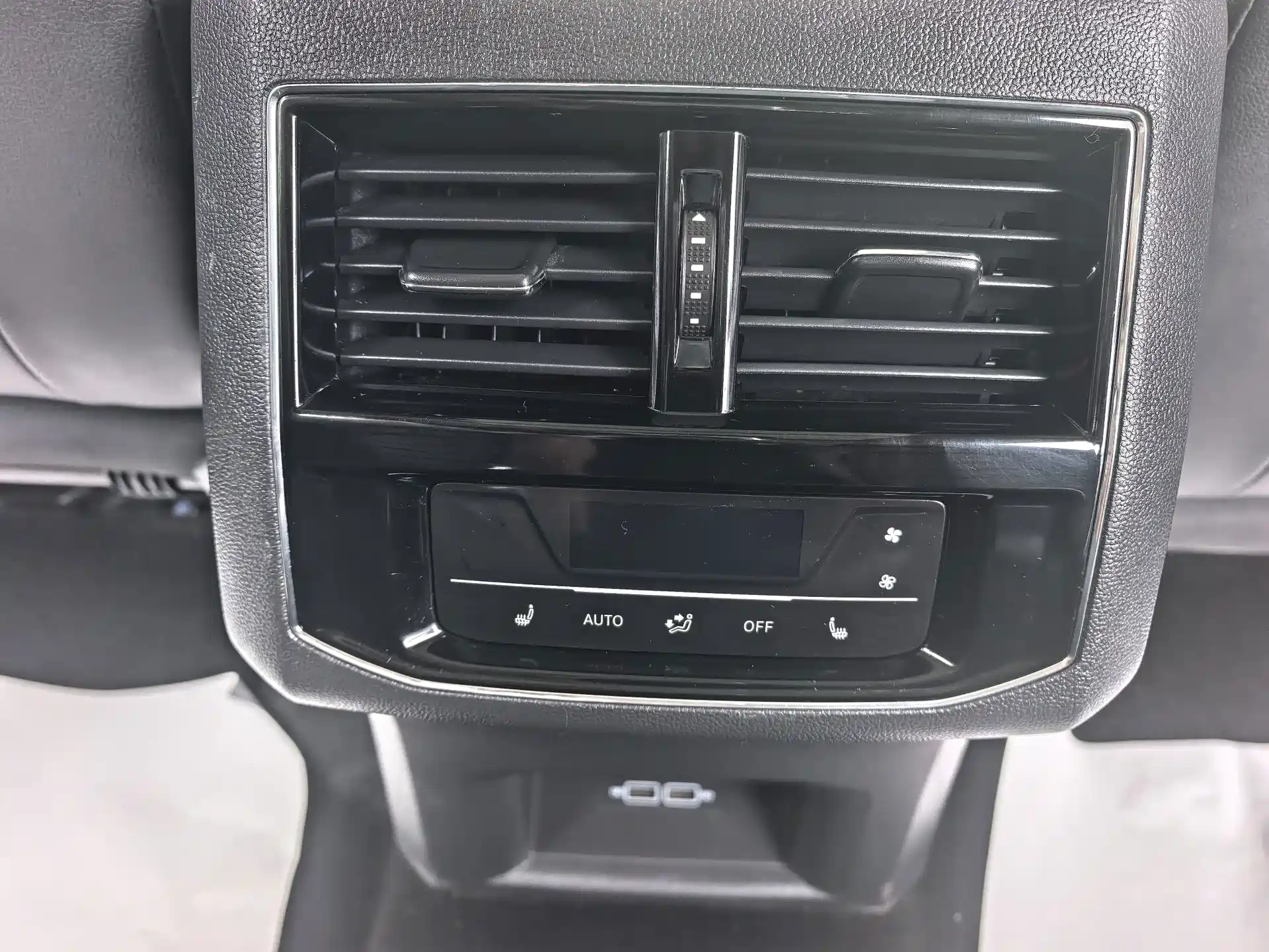 Фото 8 - Volkswagen Teramont