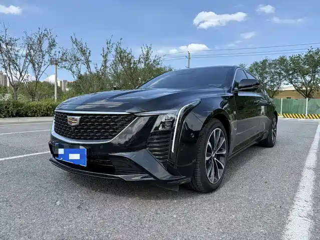 Cadillac CT5 2025