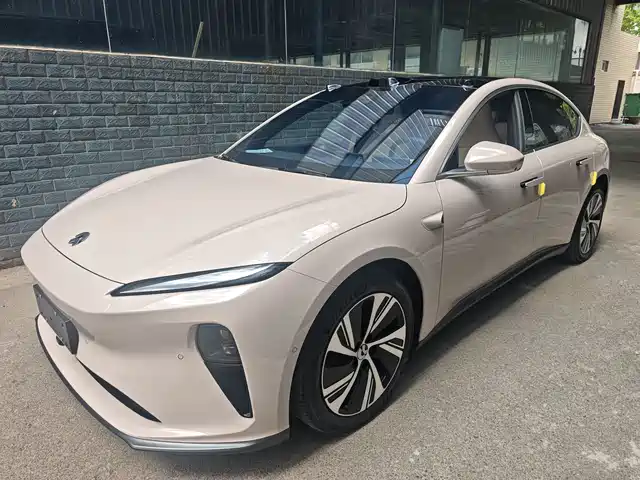 NIO ET5 2025