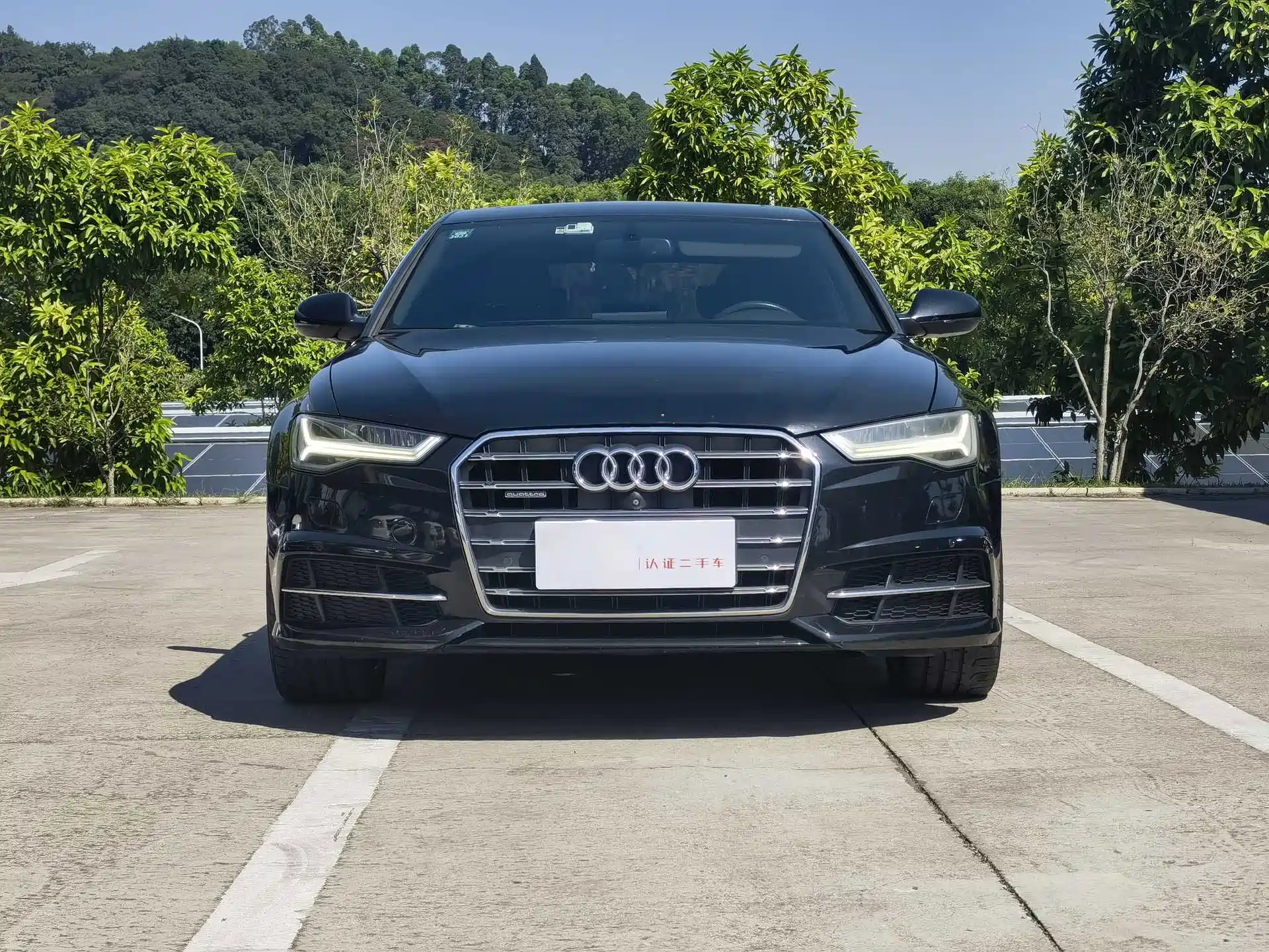 Photo 2 - Audi A6L