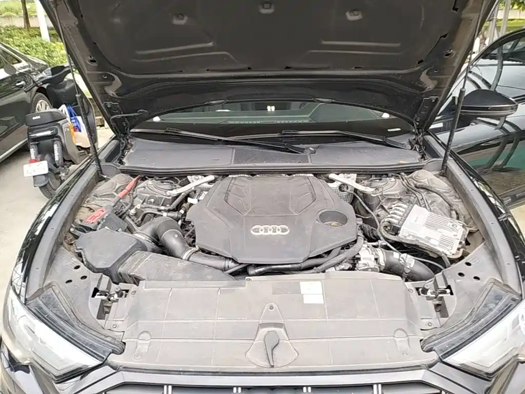Audi A6 (Import) 2024 2023 Model allroad quattro 55 TFSI Premium Off-road Version