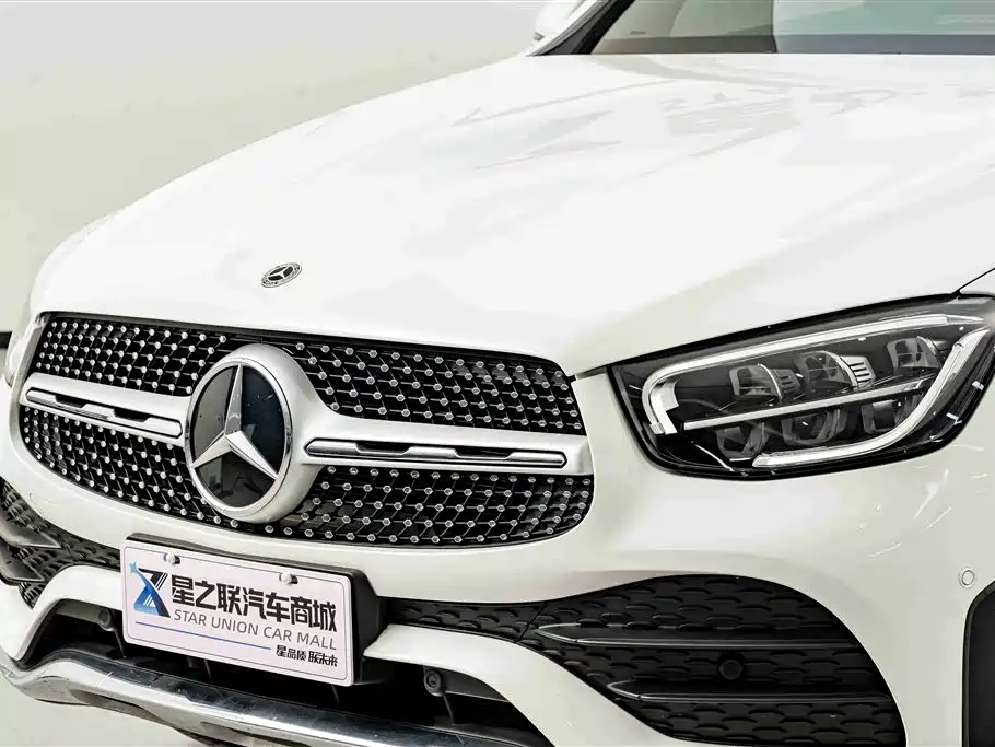 Mercedes-Benz GLC 2022 Facelift GLC 300 L 4MATIC Dynamic Collector's Edition фото 4