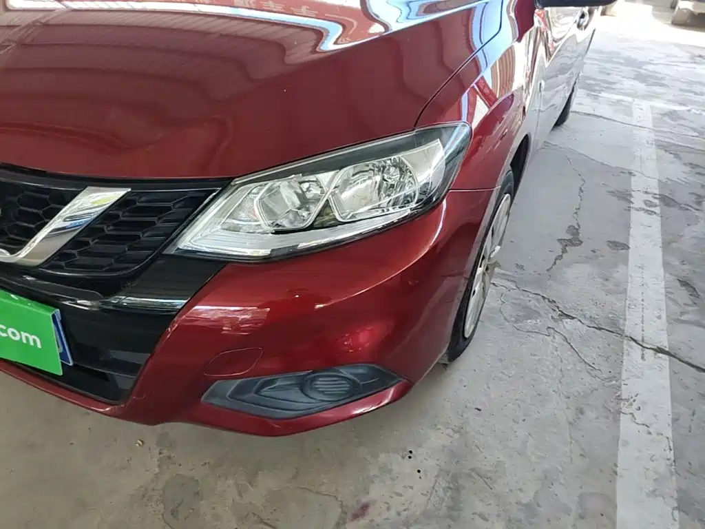 Photo 24 - Nissan Tiida